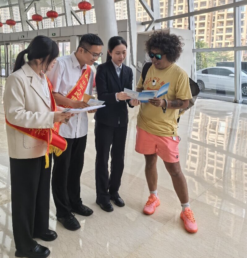 9c4fee445e6a44b3a3c966cb4bc54479.jpg 9c4fee445e6a44b3a3c966cb4bc54479.jpg