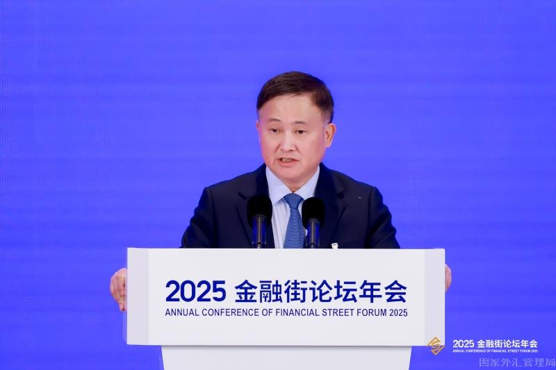 潘行长.jpg