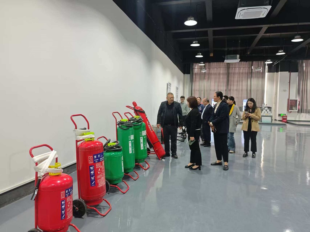 4a664f840b2447b79872197662b242de.jpg 4a664f840b2447b79872197662b242de.jpg