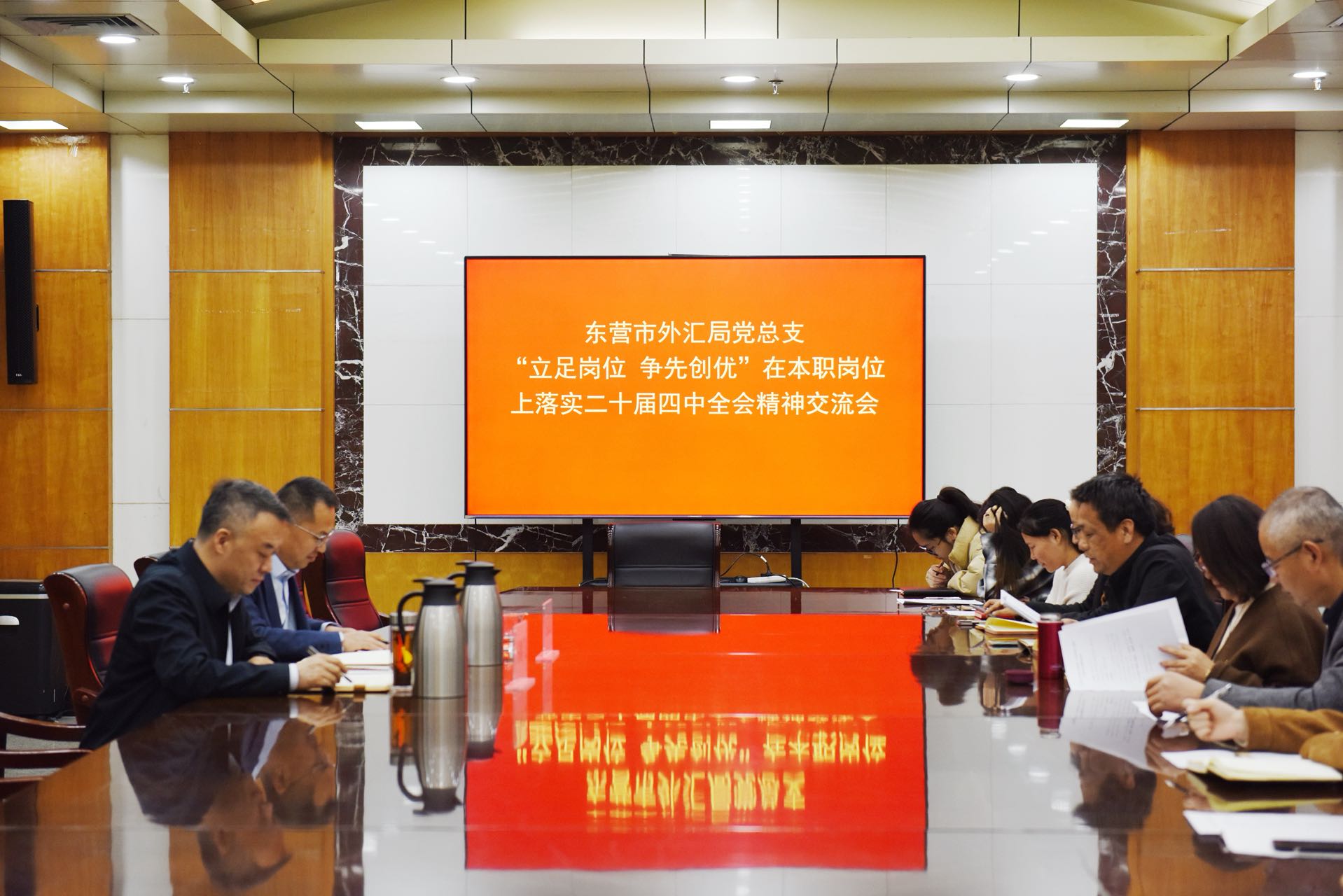 a262efcd7177404e9dd2ef79b9940965.png 封面.png