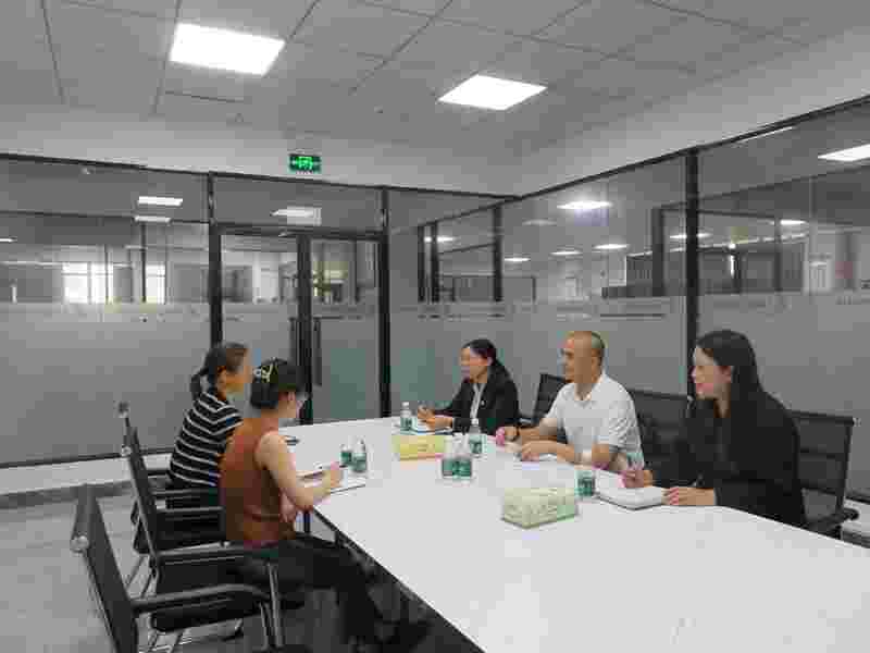 4583a50c21e4423fbd74688bd999c21f.jpg 互聯網-賀州市分局-國家外匯管理局賀州市分局開展“助企業 穩外貿”調研服務活動-20250530.jpg