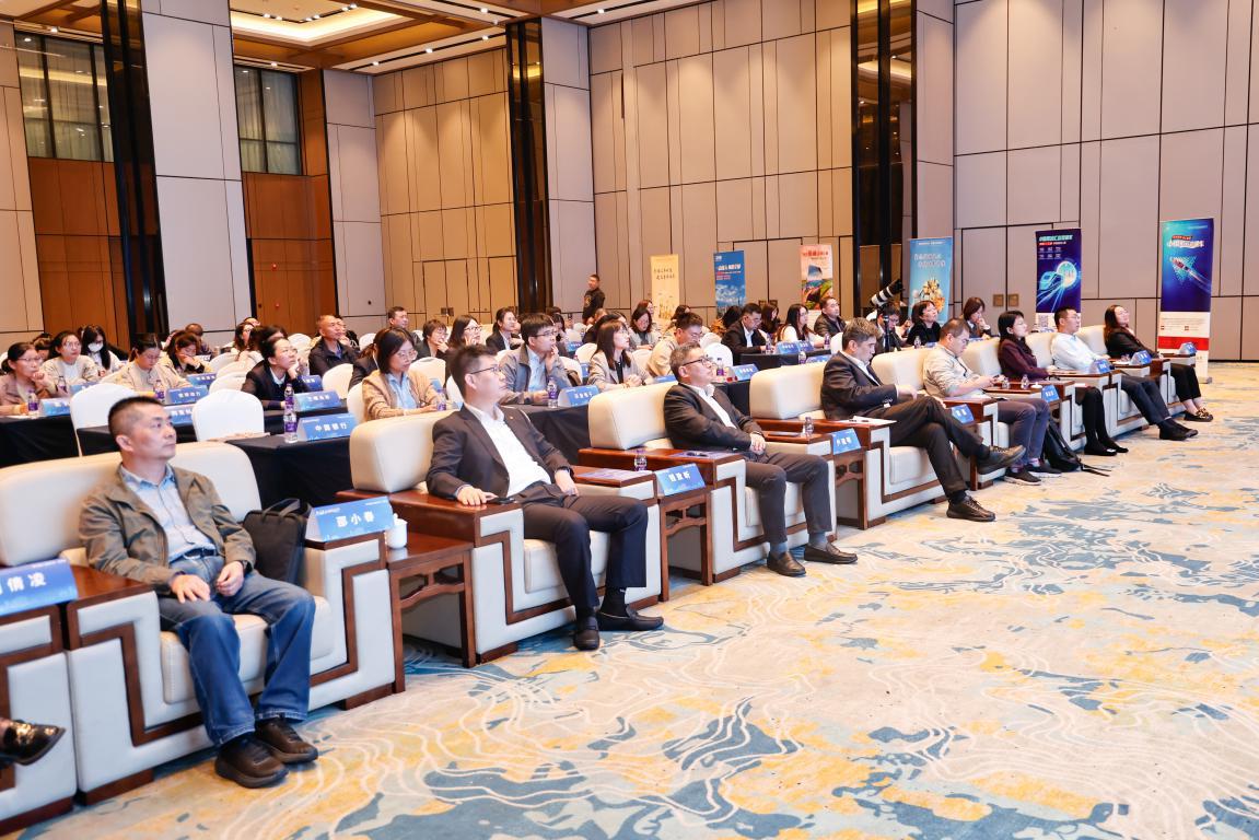 d2d4eacf998246bbaa75644b4bd4483e.jpg 圖片1.jpg